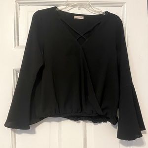 Long sleeve sexy top!